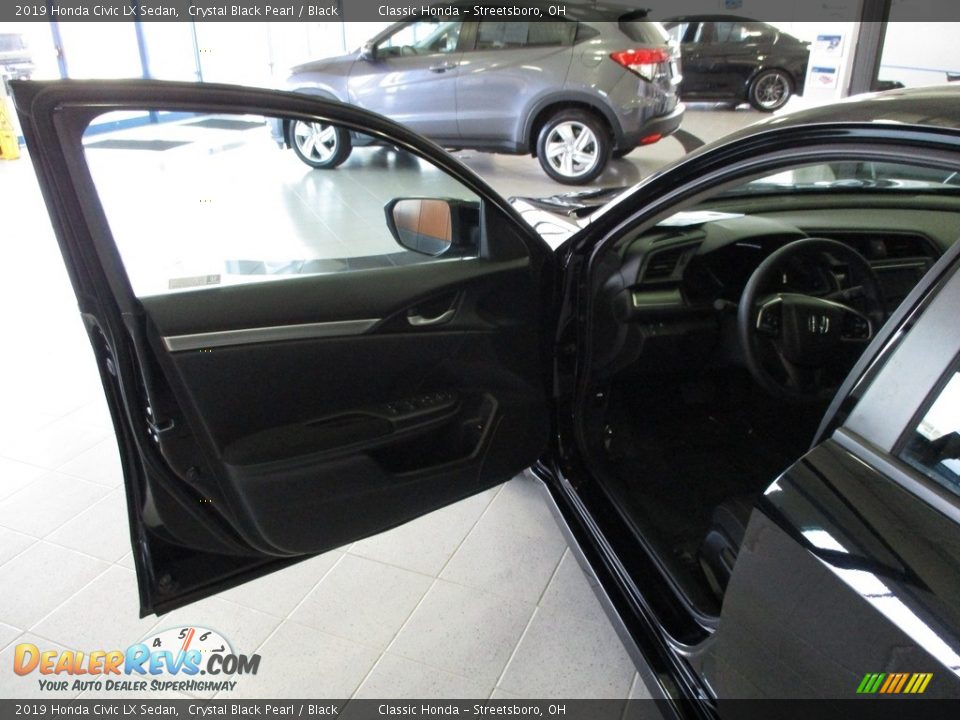 2019 Honda Civic LX Sedan Crystal Black Pearl / Black Photo #25