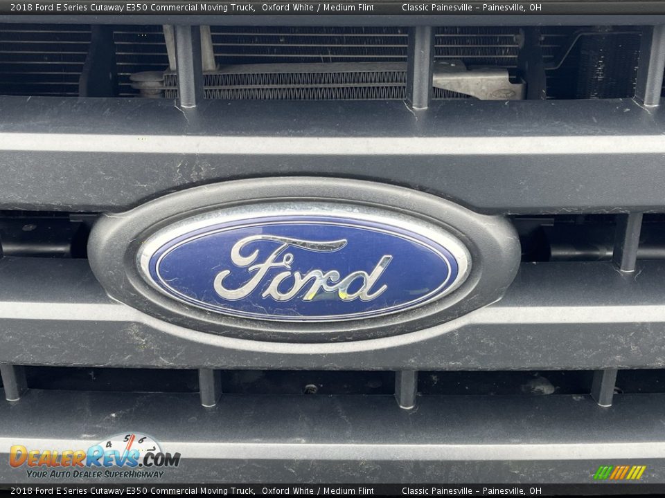 2018 Ford E Series Cutaway E350 Commercial Moving Truck Oxford White / Medium Flint Photo #16