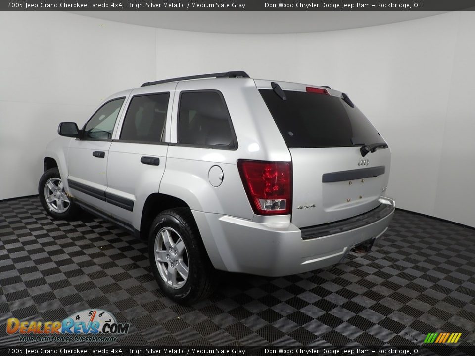 2005 Jeep Grand Cherokee Laredo 4x4 Bright Silver Metallic / Medium Slate Gray Photo #5