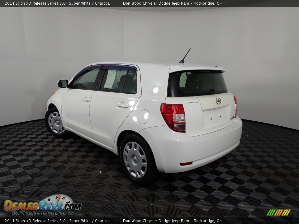 2011 Scion xD Release Series 3.0 Super White / Charcoal Photo #7