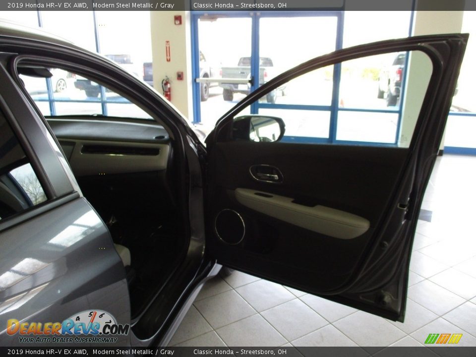 2019 Honda HR-V EX AWD Modern Steel Metallic / Gray Photo #16