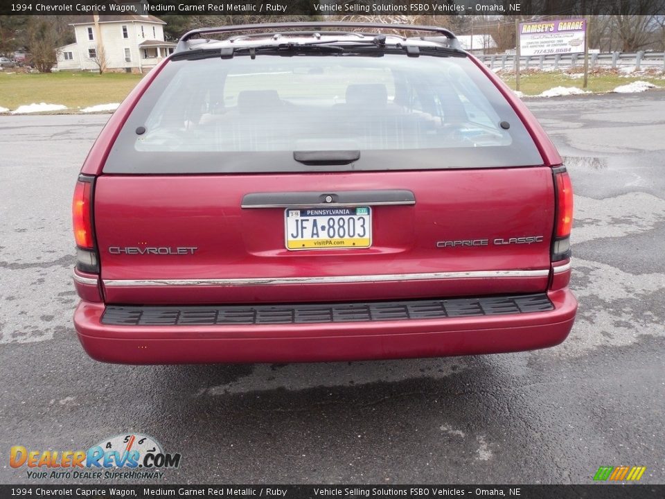 1994 Chevrolet Caprice Wagon Medium Garnet Red Metallic / Ruby Photo #11