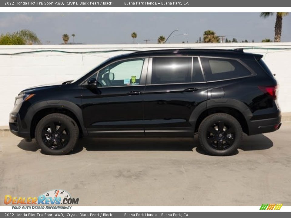 2022 Honda Pilot TrailSport AWD Crystal Black Pearl / Black Photo #4