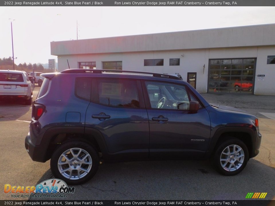 2022 Jeep Renegade Latitude 4x4 Slate Blue Pearl / Black Photo #4