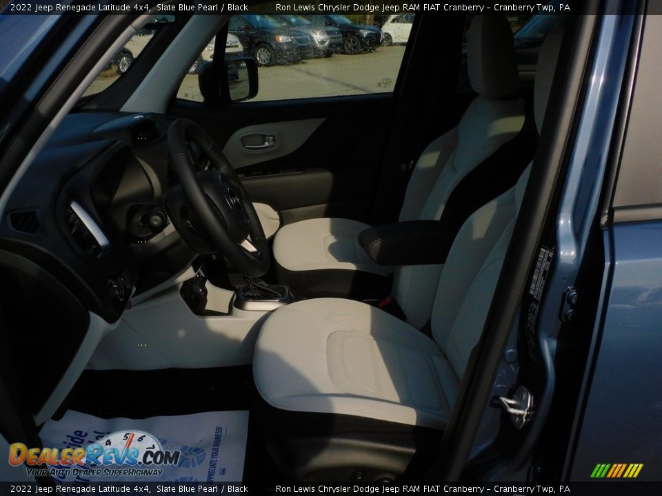 Front Seat of 2022 Jeep Renegade Latitude 4x4 Photo #11