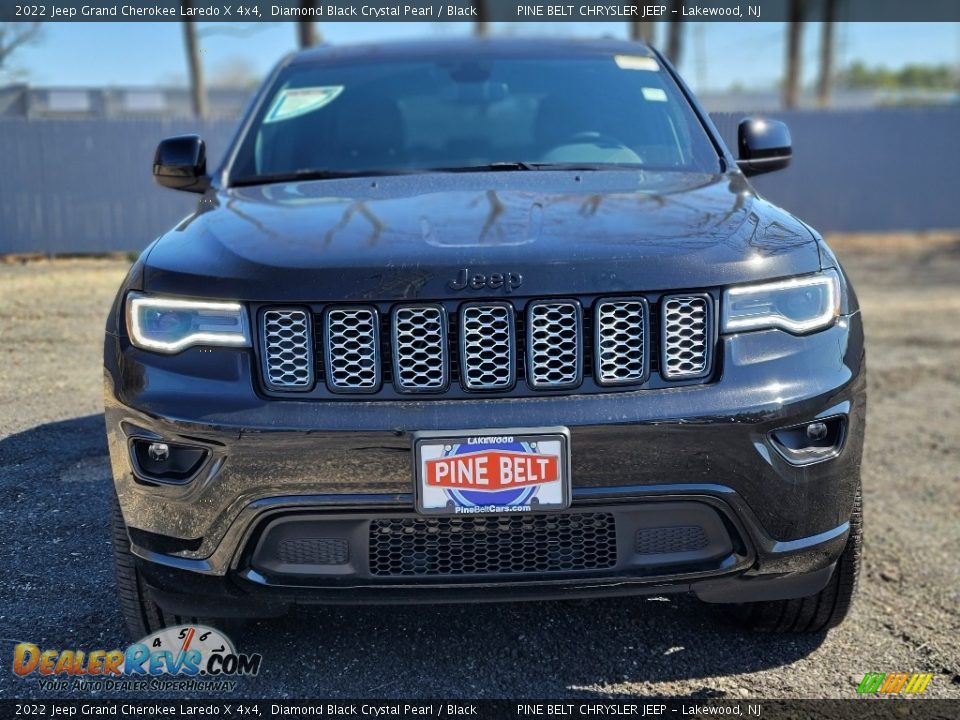 2022 Jeep Grand Cherokee Laredo X 4x4 Diamond Black Crystal Pearl / Black Photo #2