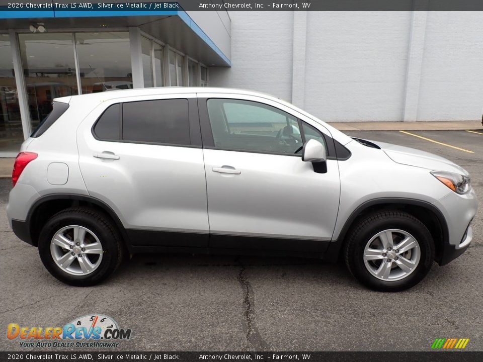 2020 Chevrolet Trax LS AWD Silver Ice Metallic / Jet Black Photo #2