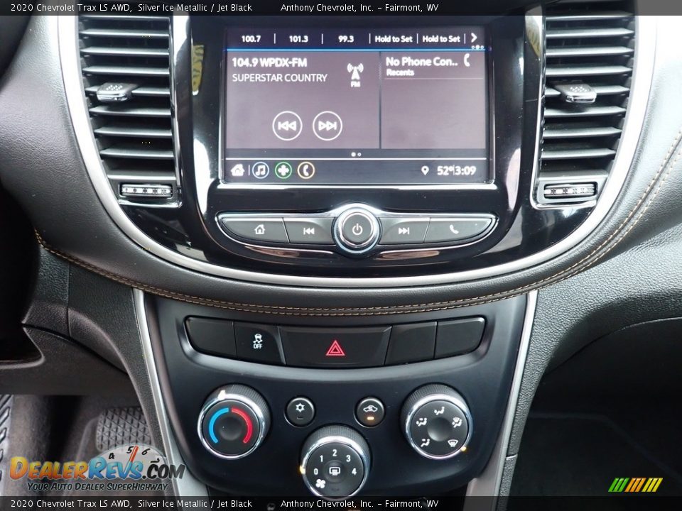 2020 Chevrolet Trax LS AWD Silver Ice Metallic / Jet Black Photo #19