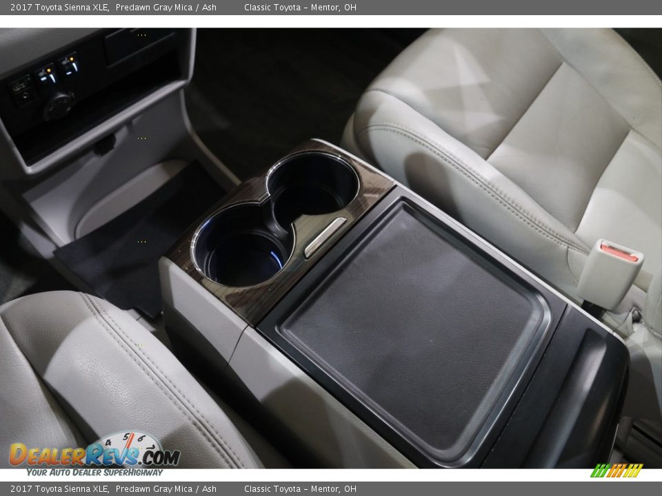 2017 Toyota Sienna XLE Predawn Gray Mica / Ash Photo #16