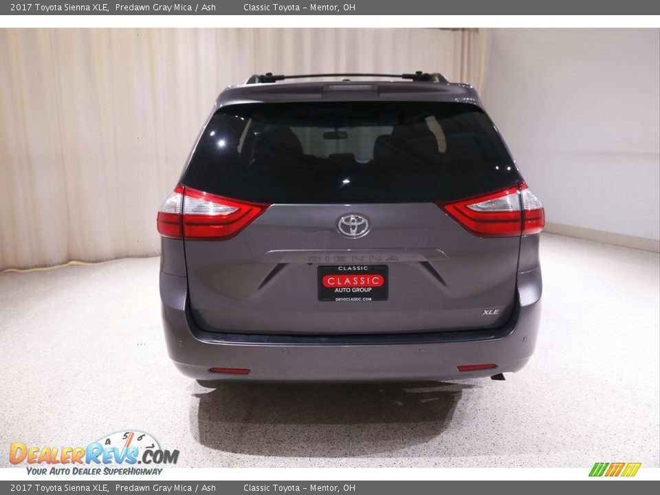2017 Toyota Sienna XLE Predawn Gray Mica / Ash Photo #21