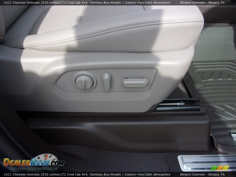 2022 Chevrolet Silverado 1500 Limited LTZ Crew Cab 4x4 Northsky Blue Metallic / Gideon/­Very Dark Atmosphere Photo #25