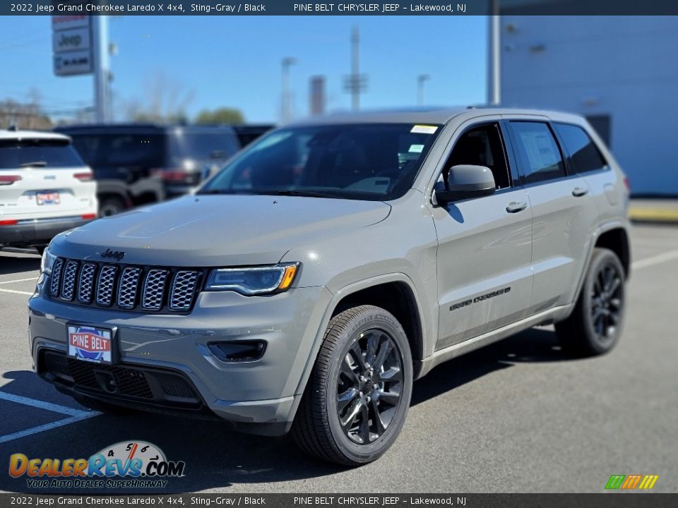 2022 Jeep Grand Cherokee Laredo X 4x4 Sting-Gray / Black Photo #1