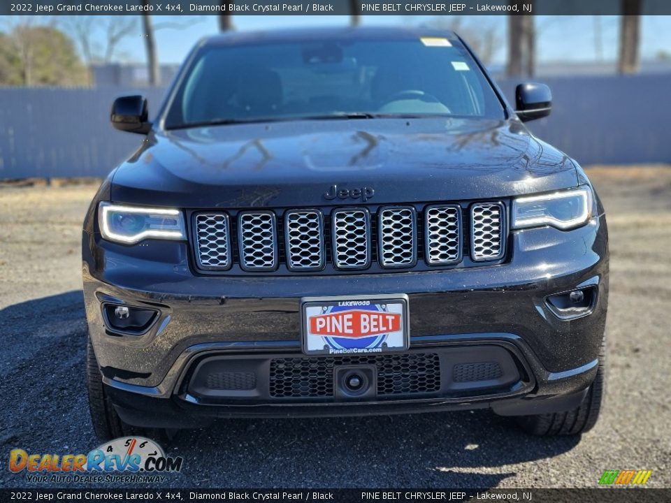 2022 Jeep Grand Cherokee Laredo X 4x4 Diamond Black Crystal Pearl / Black Photo #2