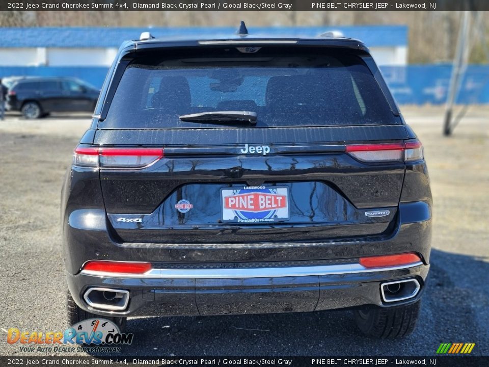 2022 Jeep Grand Cherokee Summit 4x4 Diamond Black Crystal Pearl / Global Black/Steel Gray Photo #5