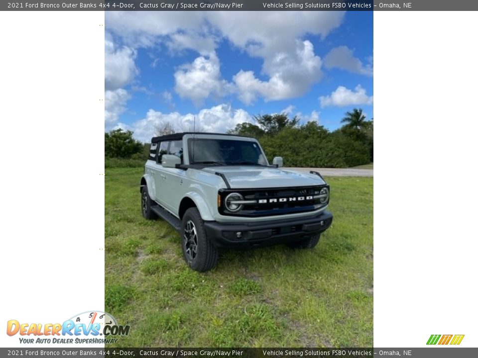 2021 Ford Bronco Outer Banks 4x4 4-Door Cactus Gray / Space Gray/Navy Pier Photo #2