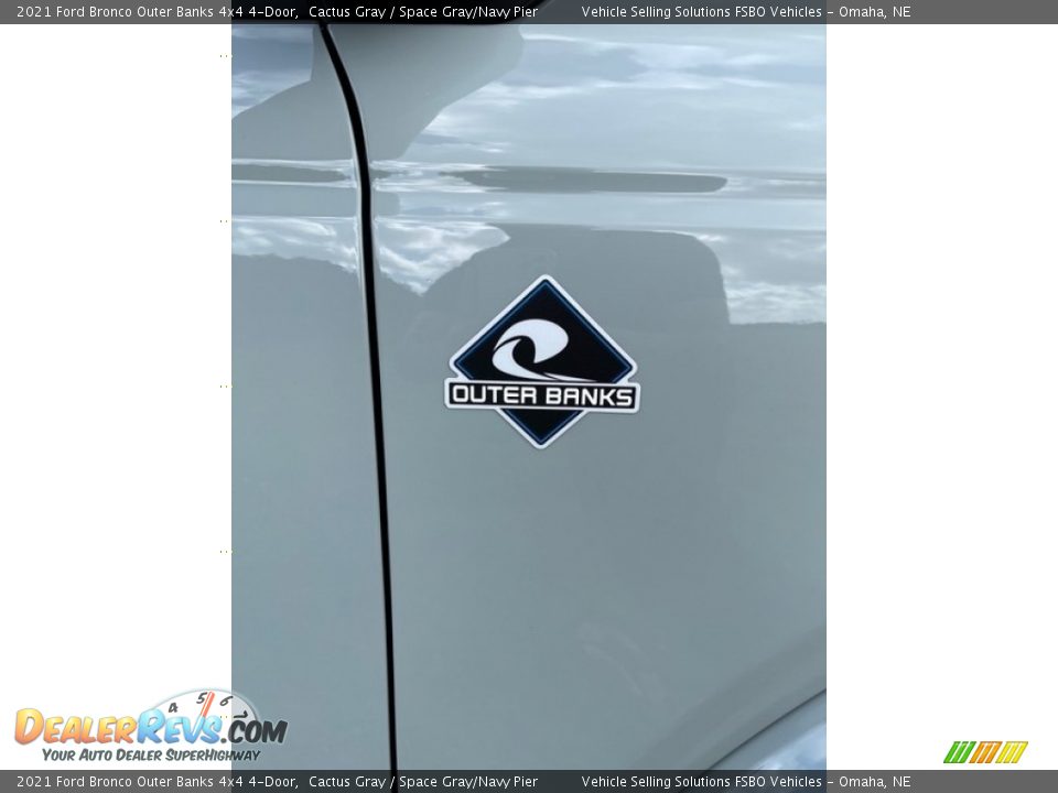 2021 Ford Bronco Outer Banks 4x4 4-Door Cactus Gray / Space Gray/Navy Pier Photo #6