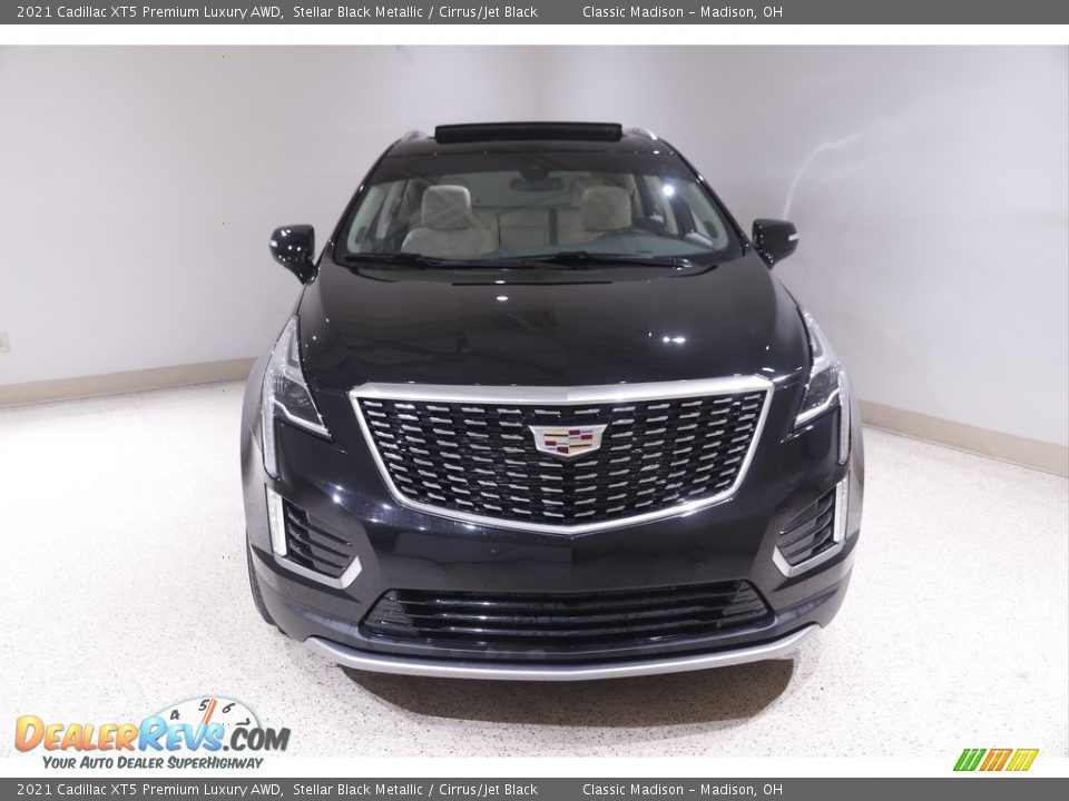 2021 Cadillac XT5 Premium Luxury AWD Stellar Black Metallic / Cirrus/Jet Black Photo #2