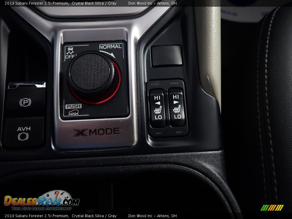 2019 Subaru Forester 2.5i Premium Crystal Black Silica / Gray Photo #3