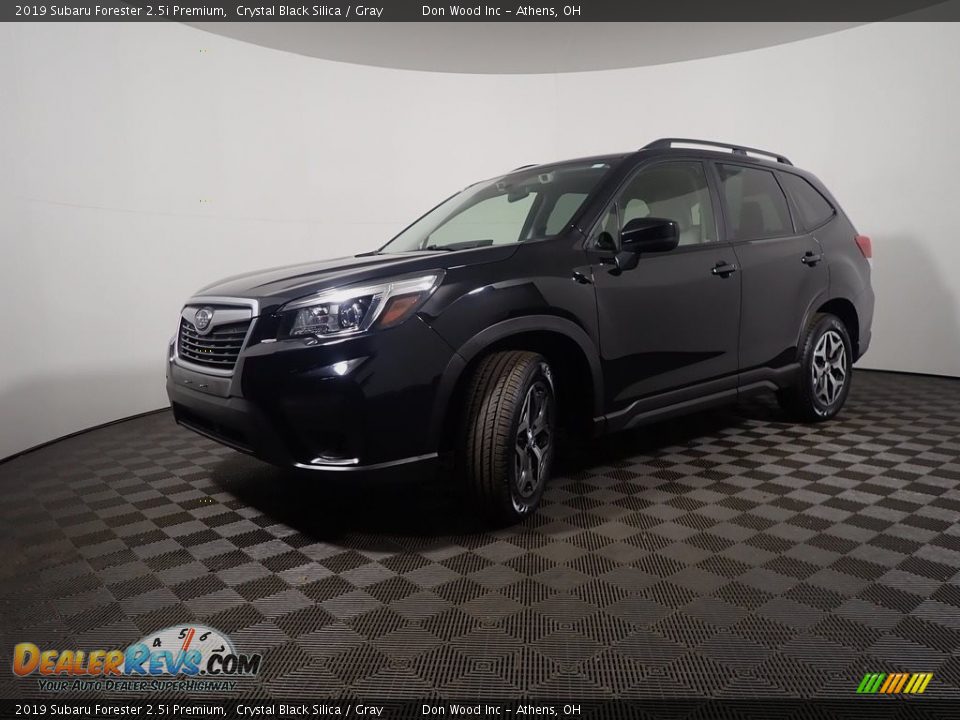 2019 Subaru Forester 2.5i Premium Crystal Black Silica / Gray Photo #10