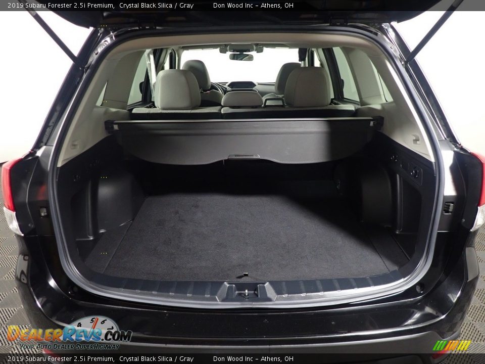 2019 Subaru Forester 2.5i Premium Crystal Black Silica / Gray Photo #17