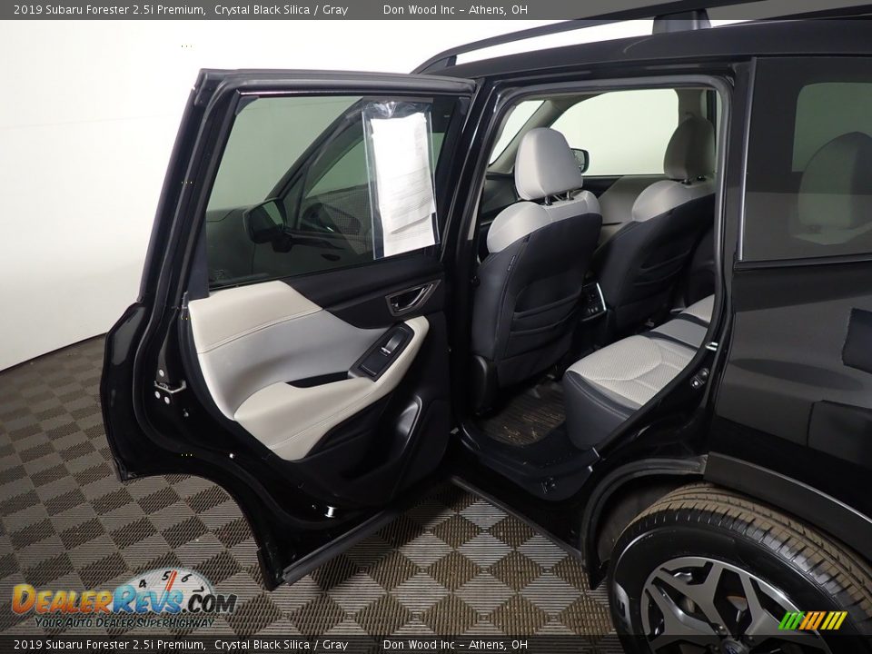 2019 Subaru Forester 2.5i Premium Crystal Black Silica / Gray Photo #36