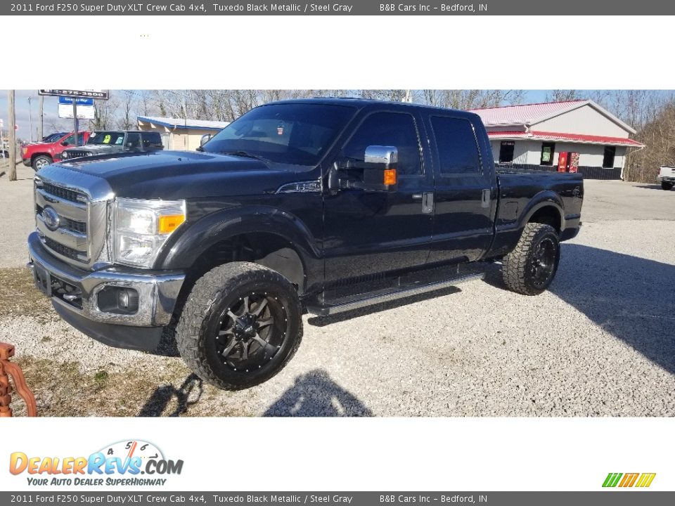 2011 Ford F250 Super Duty XLT Crew Cab 4x4 Tuxedo Black Metallic / Steel Gray Photo #1