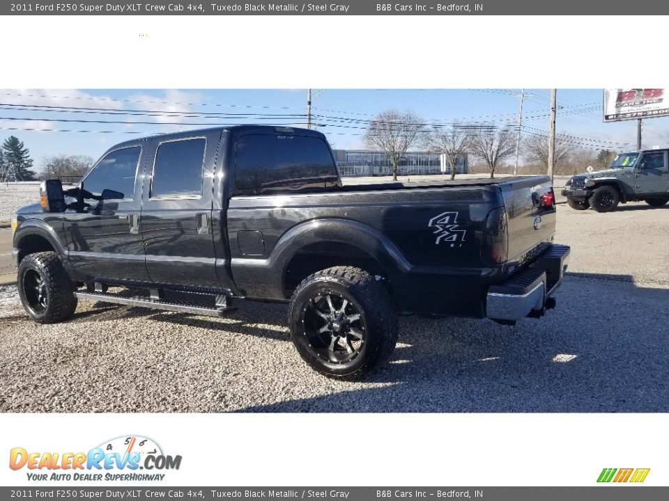 2011 Ford F250 Super Duty XLT Crew Cab 4x4 Tuxedo Black Metallic / Steel Gray Photo #6