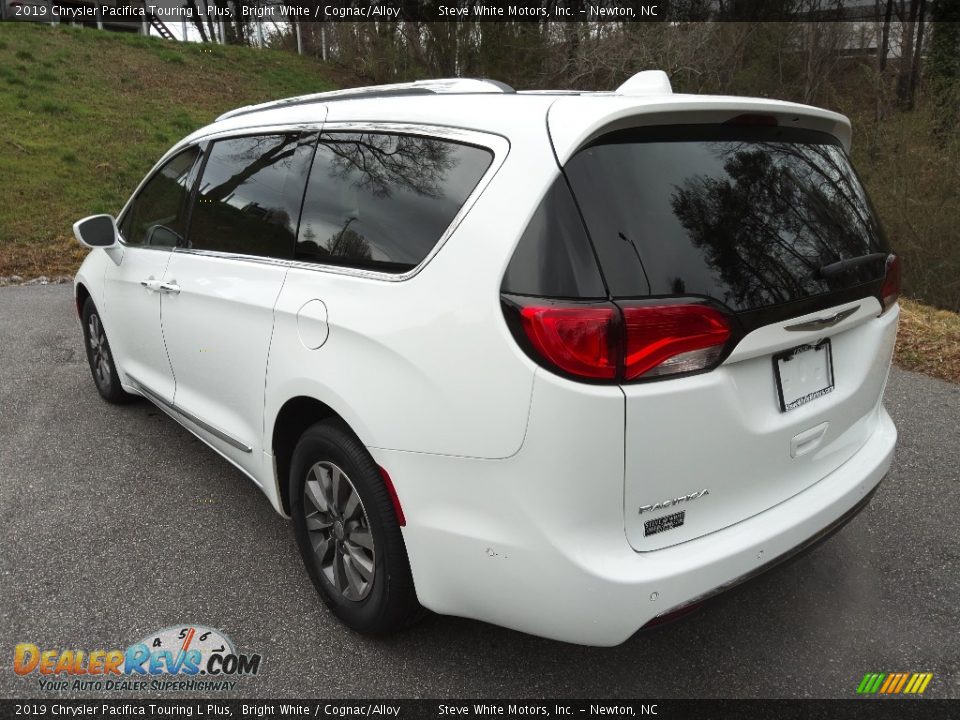 2019 Chrysler Pacifica Touring L Plus Bright White / Cognac/Alloy Photo #9