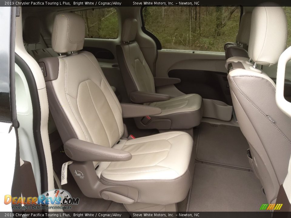 2019 Chrysler Pacifica Touring L Plus Bright White / Cognac/Alloy Photo #19