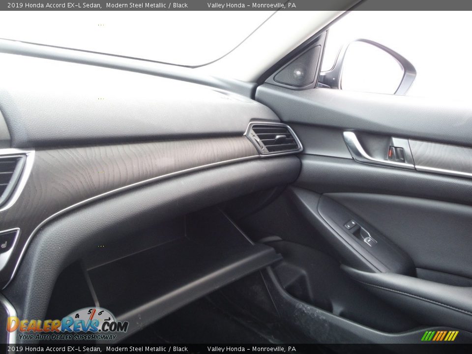 2019 Honda Accord EX-L Sedan Modern Steel Metallic / Black Photo #17