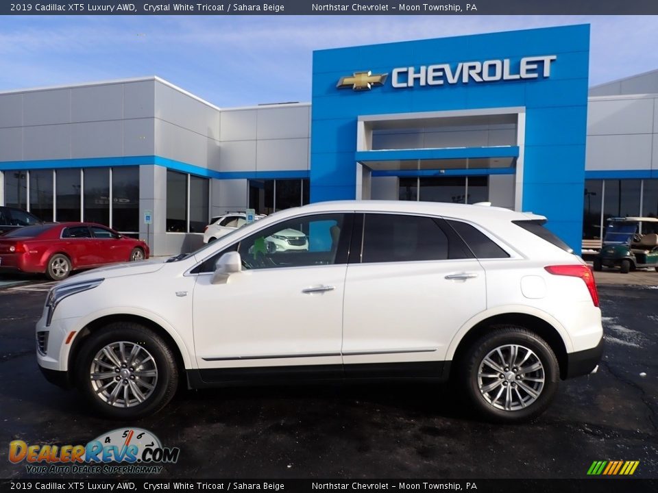 2019 Cadillac XT5 Luxury AWD Crystal White Tricoat / Sahara Beige Photo #3