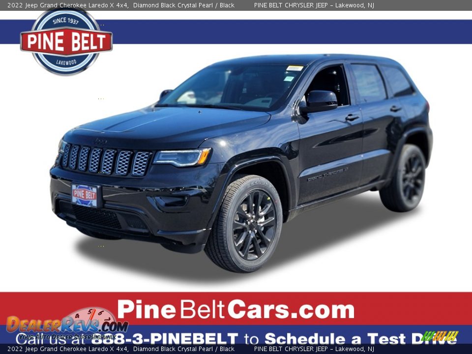 2022 Jeep Grand Cherokee Laredo X 4x4 Diamond Black Crystal Pearl / Black Photo #1