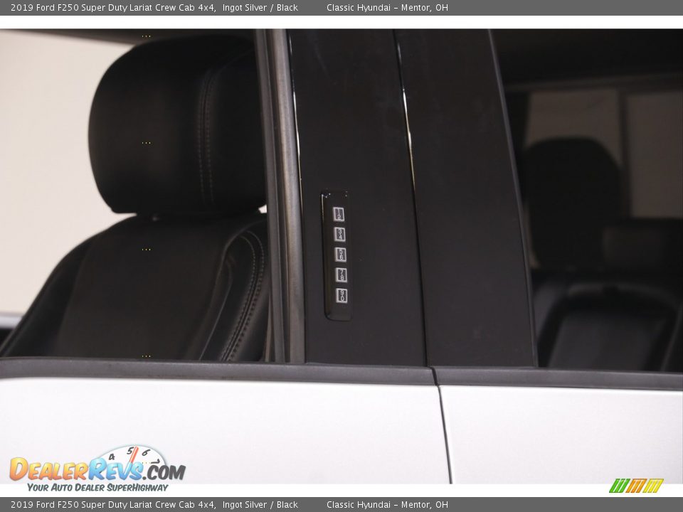 2019 Ford F250 Super Duty Lariat Crew Cab 4x4 Ingot Silver / Black Photo #4