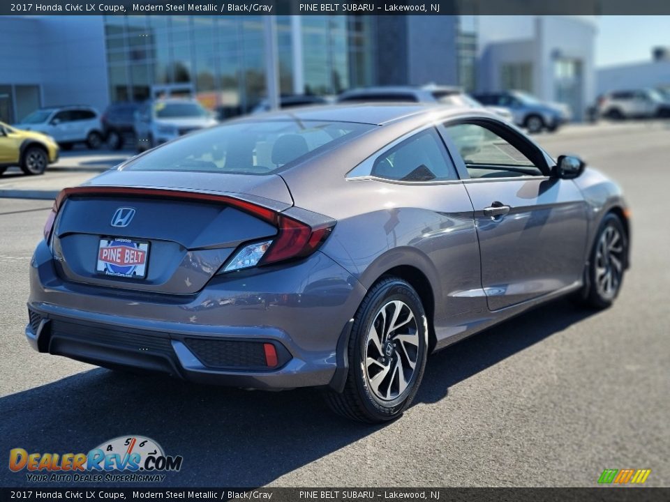 2017 Honda Civic LX Coupe Modern Steel Metallic / Black/Gray Photo #16