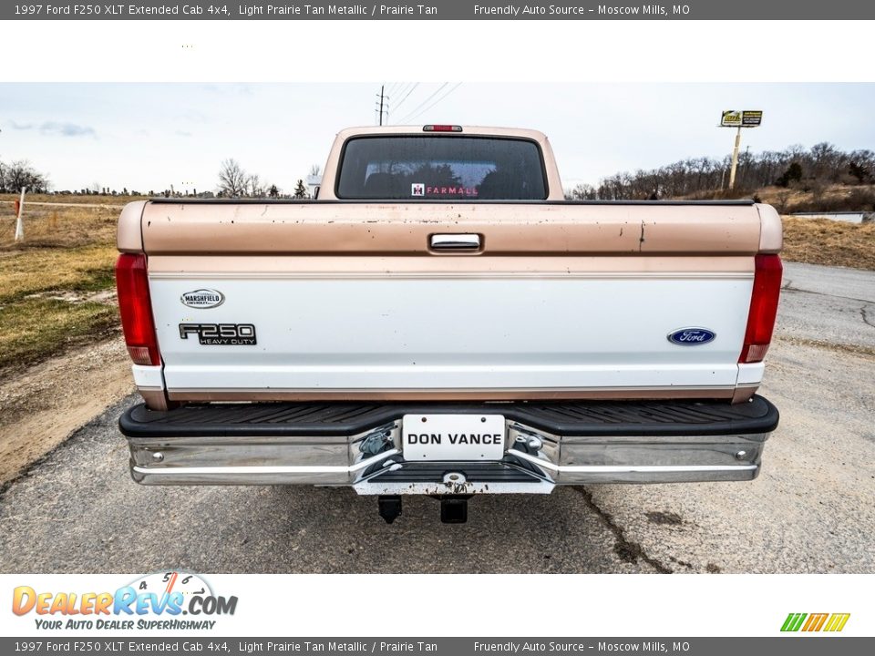 1997 Ford F250 XLT Extended Cab 4x4 Light Prairie Tan Metallic / Prairie Tan Photo #5