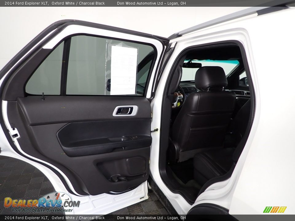 2014 Ford Explorer XLT Oxford White / Charcoal Black Photo #24