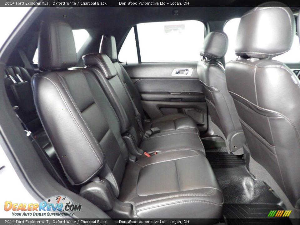 2014 Ford Explorer XLT Oxford White / Charcoal Black Photo #32