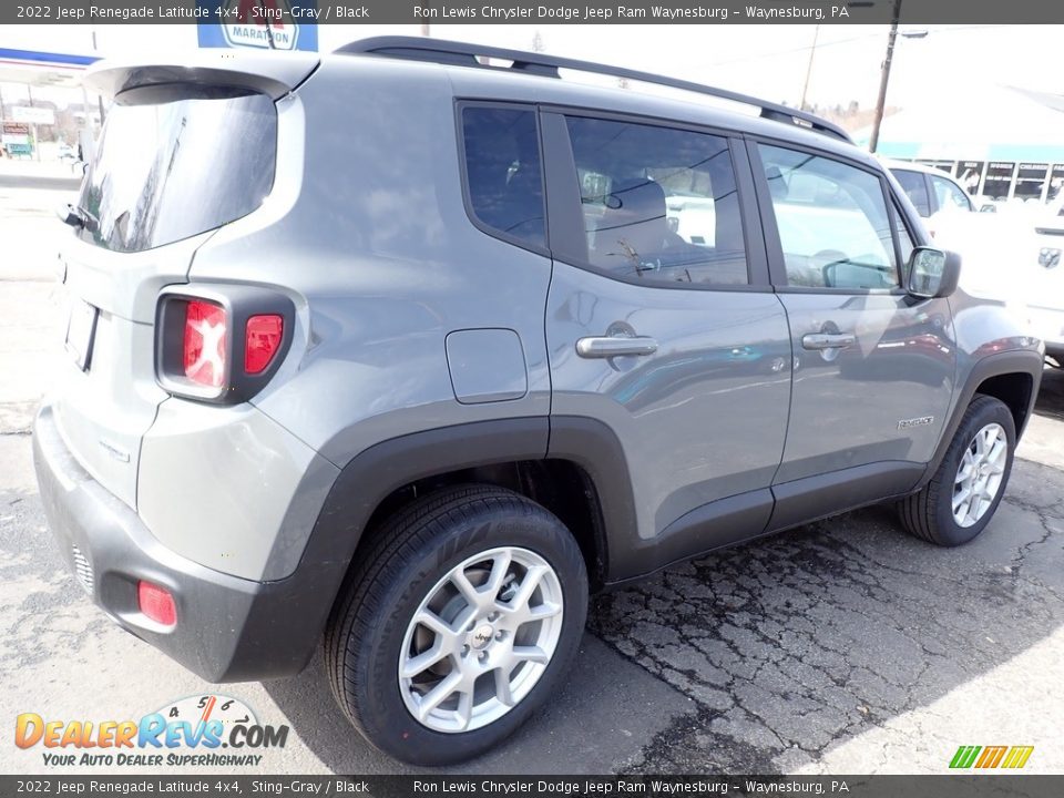 2022 Jeep Renegade Latitude 4x4 Sting-Gray / Black Photo #6