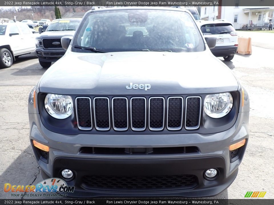 2022 Jeep Renegade Latitude 4x4 Sting-Gray / Black Photo #9