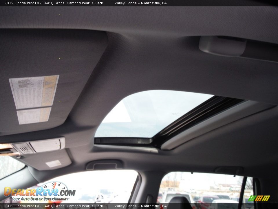 2019 Honda Pilot EX-L AWD White Diamond Pearl / Black Photo #11