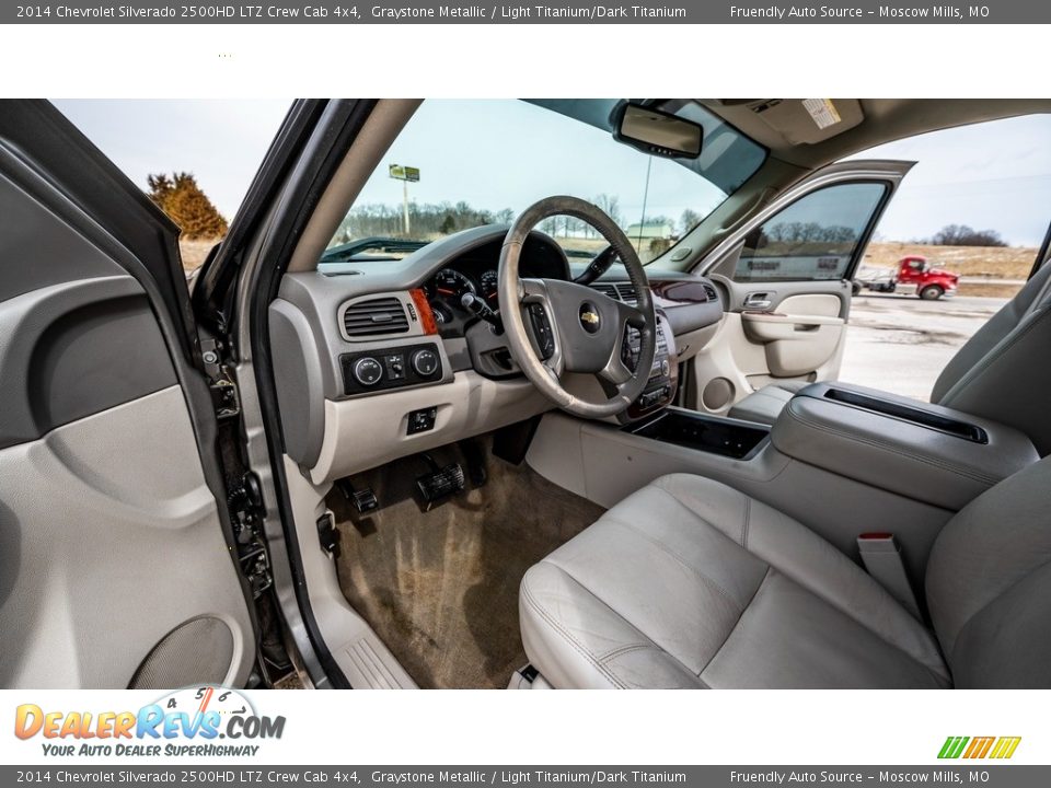 2014 Chevrolet Silverado 2500HD LTZ Crew Cab 4x4 Graystone Metallic / Light Titanium/Dark Titanium Photo #18