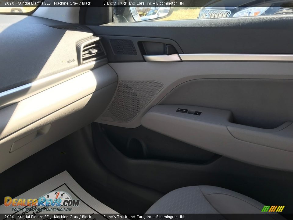 2020 Hyundai Elantra SEL Machine Gray / Black Photo #20