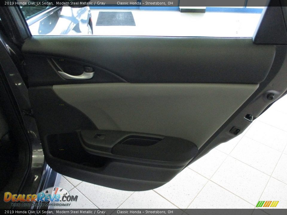2019 Honda Civic LX Sedan Modern Steel Metallic / Gray Photo #17