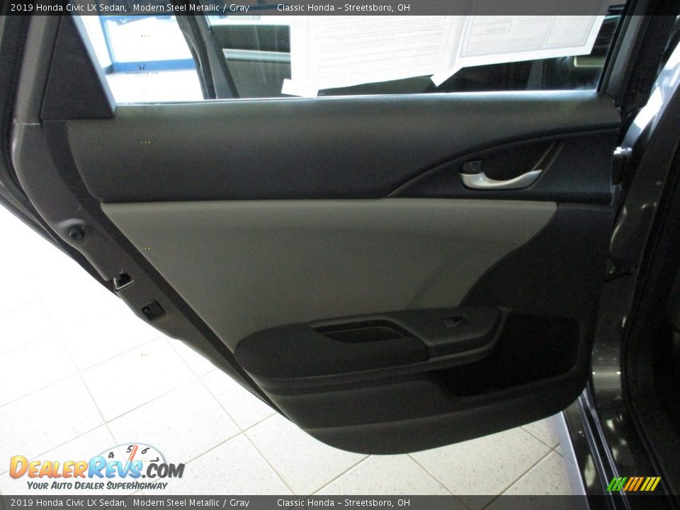 2019 Honda Civic LX Sedan Modern Steel Metallic / Gray Photo #22