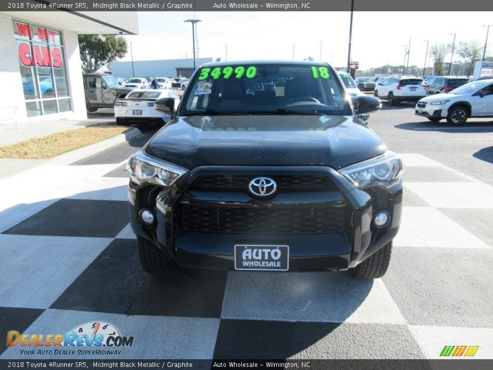 2018 Toyota 4Runner SR5 Midnight Black Metallic / Graphite Photo #2