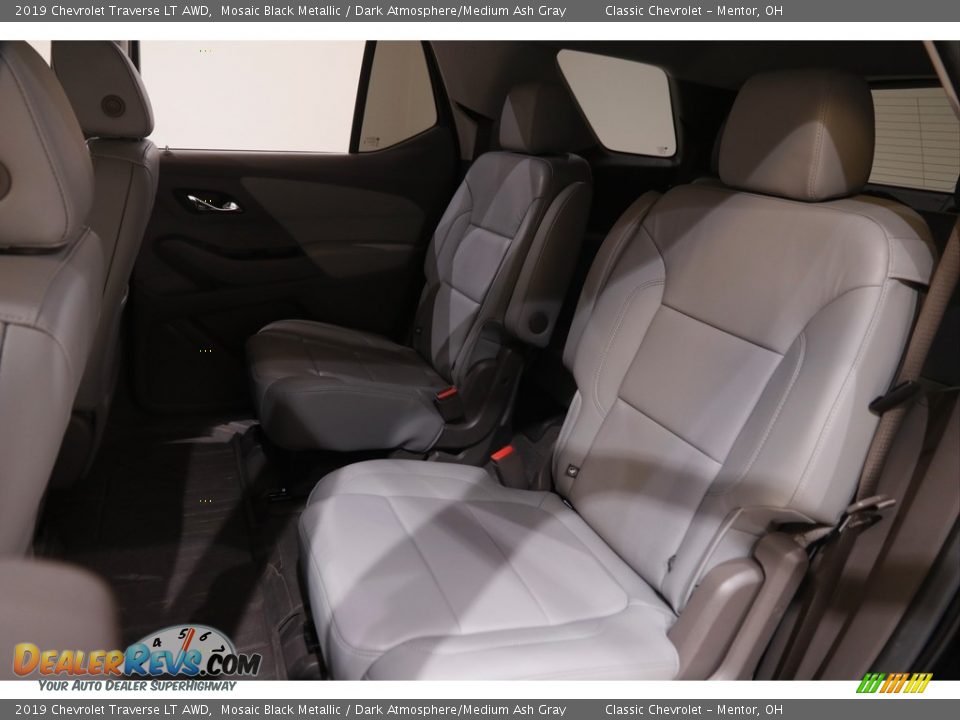 2019 Chevrolet Traverse LT AWD Mosaic Black Metallic / Dark Atmosphere/Medium Ash Gray Photo #17