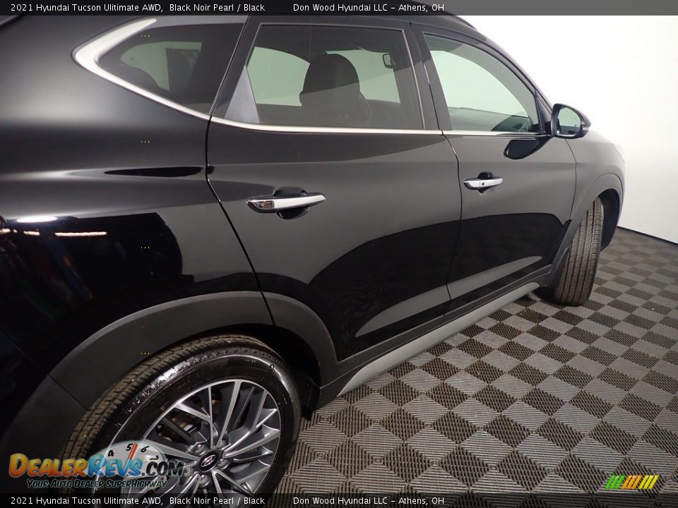 2021 Hyundai Tucson Ulitimate AWD Black Noir Pearl / Black Photo #22