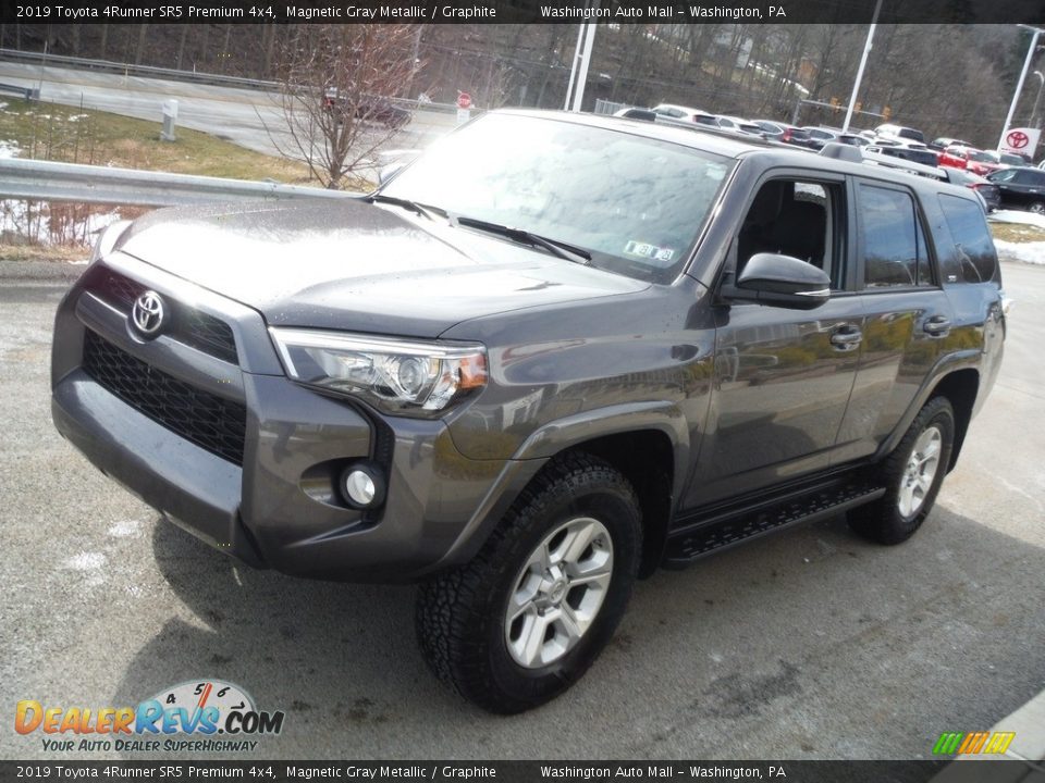 2019 Toyota 4Runner SR5 Premium 4x4 Magnetic Gray Metallic / Graphite Photo #16