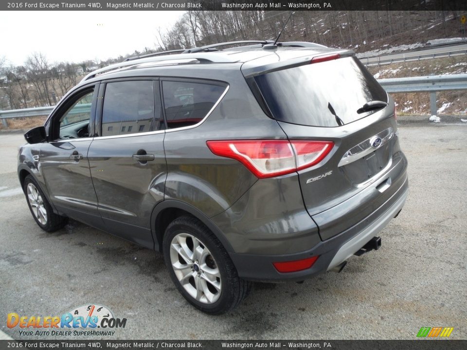 2016 Ford Escape Titanium 4WD Magnetic Metallic / Charcoal Black Photo #17