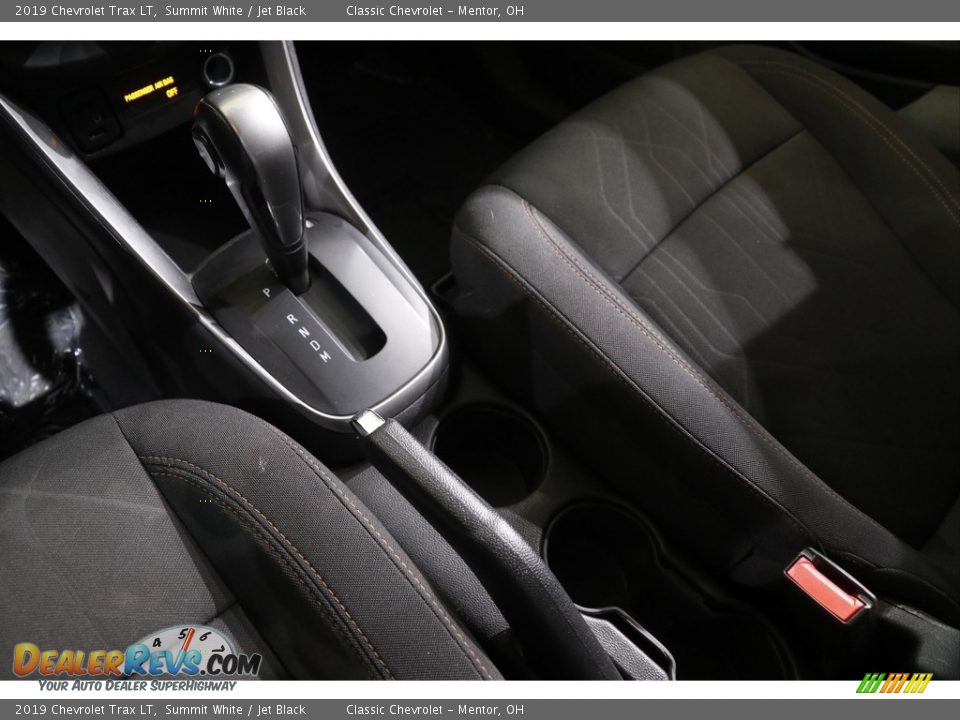 2019 Chevrolet Trax LT Shifter Photo #12